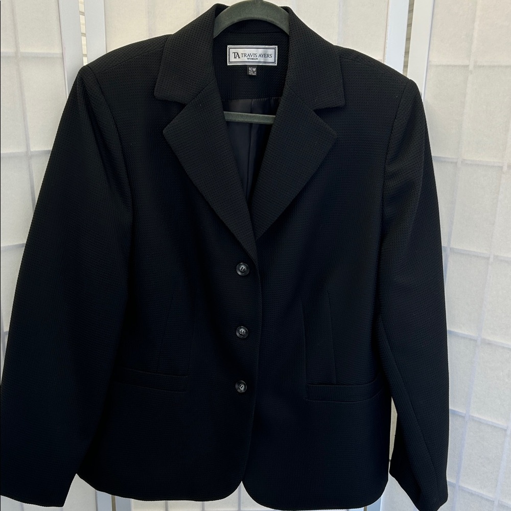 Travis Ayers Elegant Black Women's Blazer